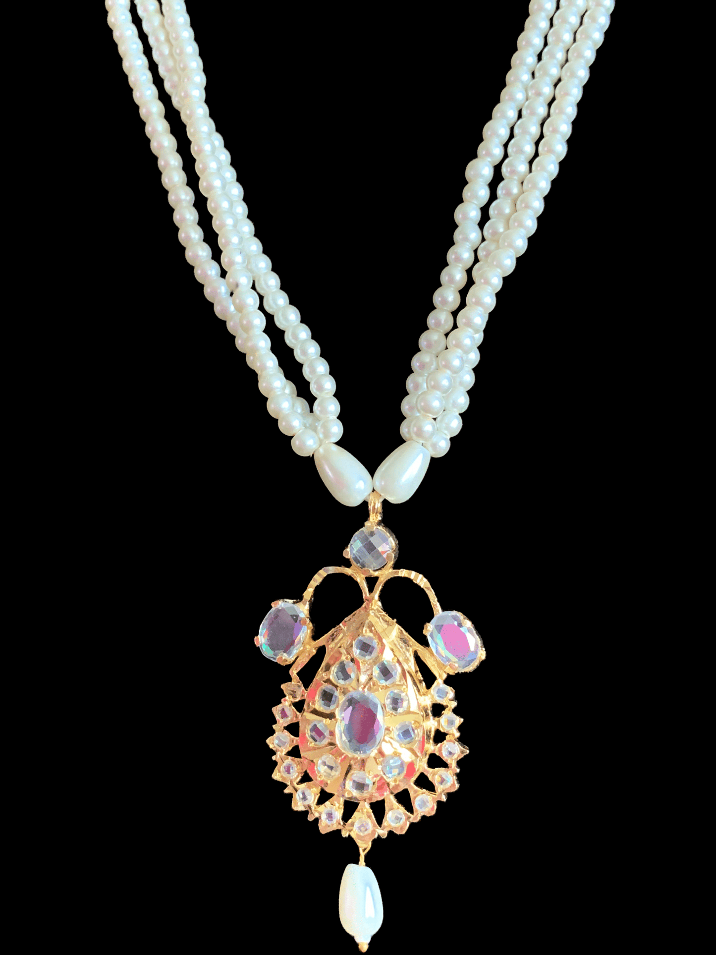 PS331 Jugni in shell pearls ( READY TO SHIP)