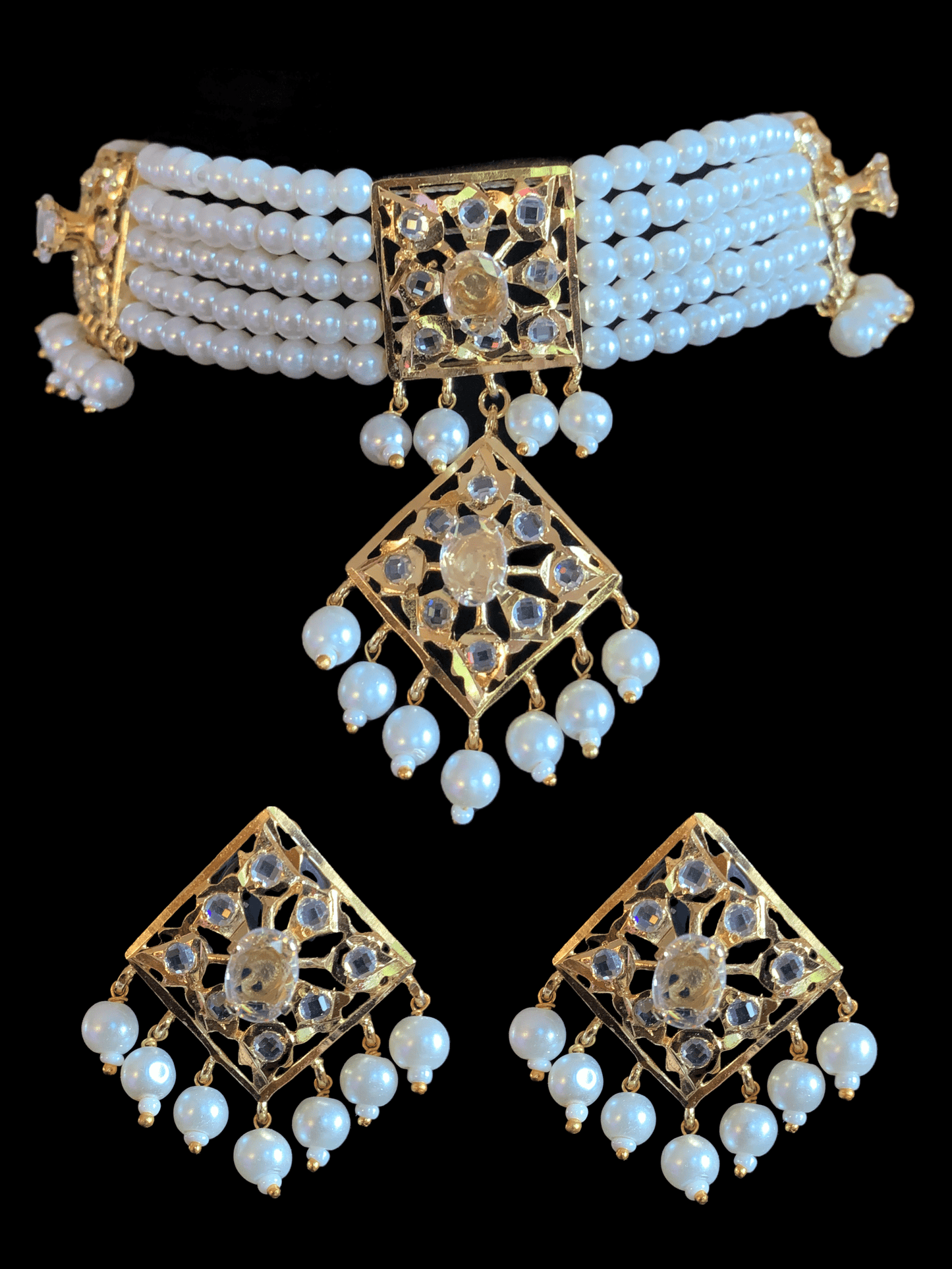 C90 Anushay choker set in shell pearls ( READY TO SHIP )