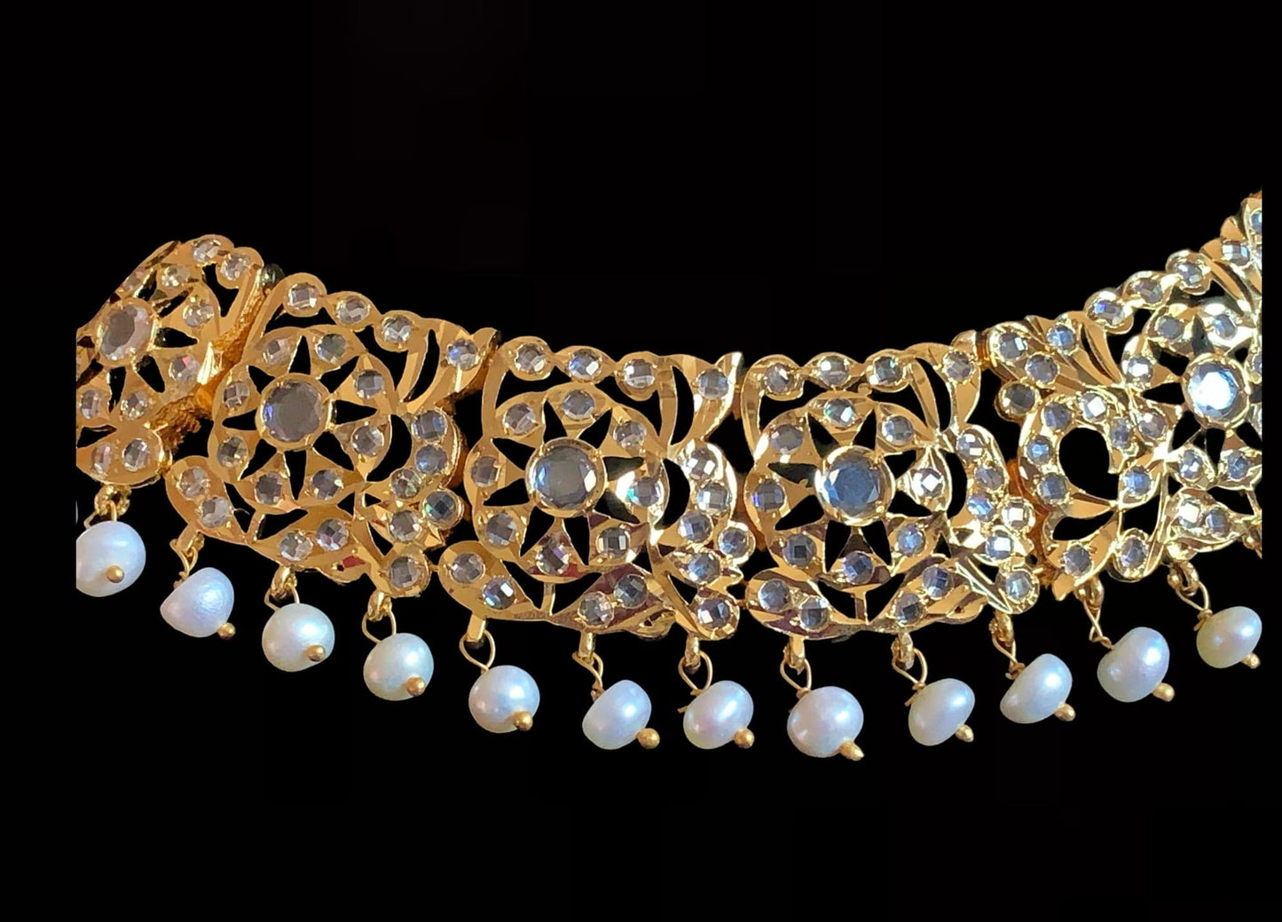 DNS159 Heena necklace set in fresh water pearls ( READY TO SHIP )