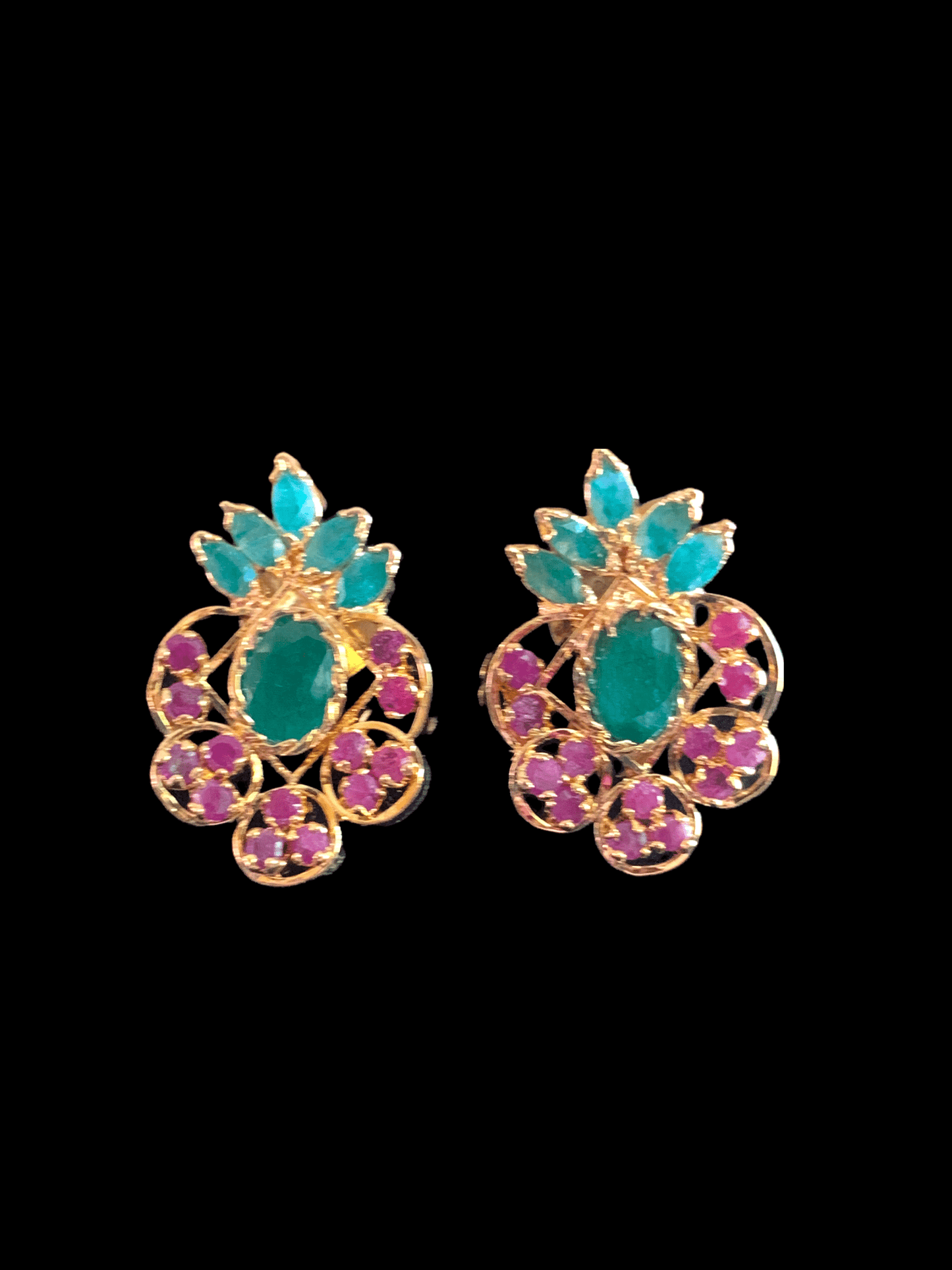 PS425 Ruby emerald pendant set in fresh water pearls ( READY TO SHIP )