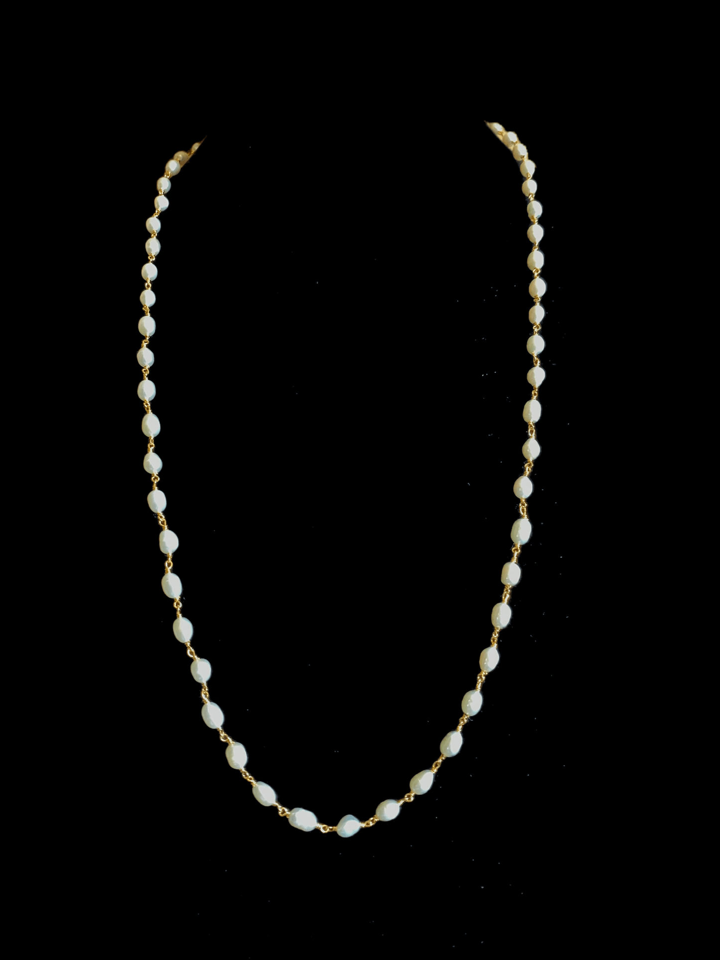 DNS114 Single layered fresh water pearl mala (SHIPS IN 2 WEEKS )