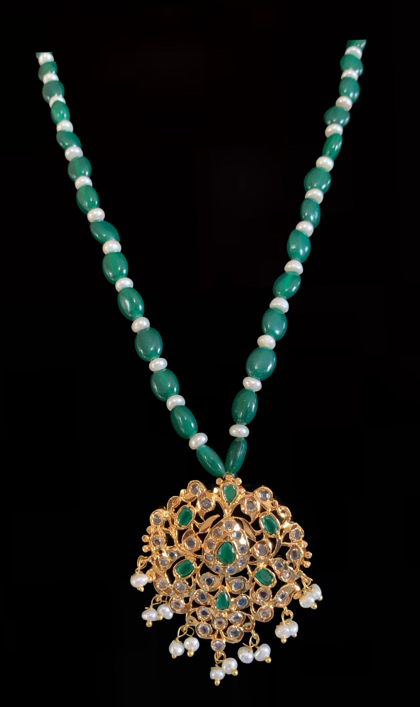 PS514 Hania hyderabadi pendant set in emeralds ( READY TO SHIP )
