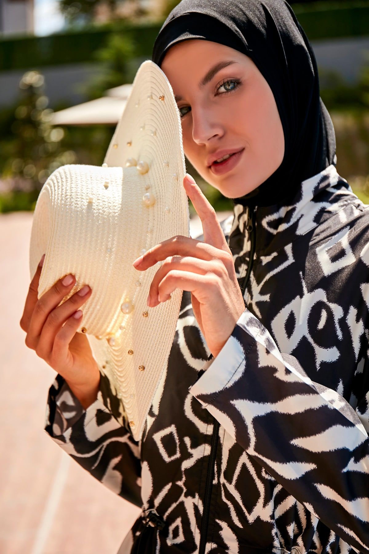 Patterned Full Coverage Modest Swimsuit R2303