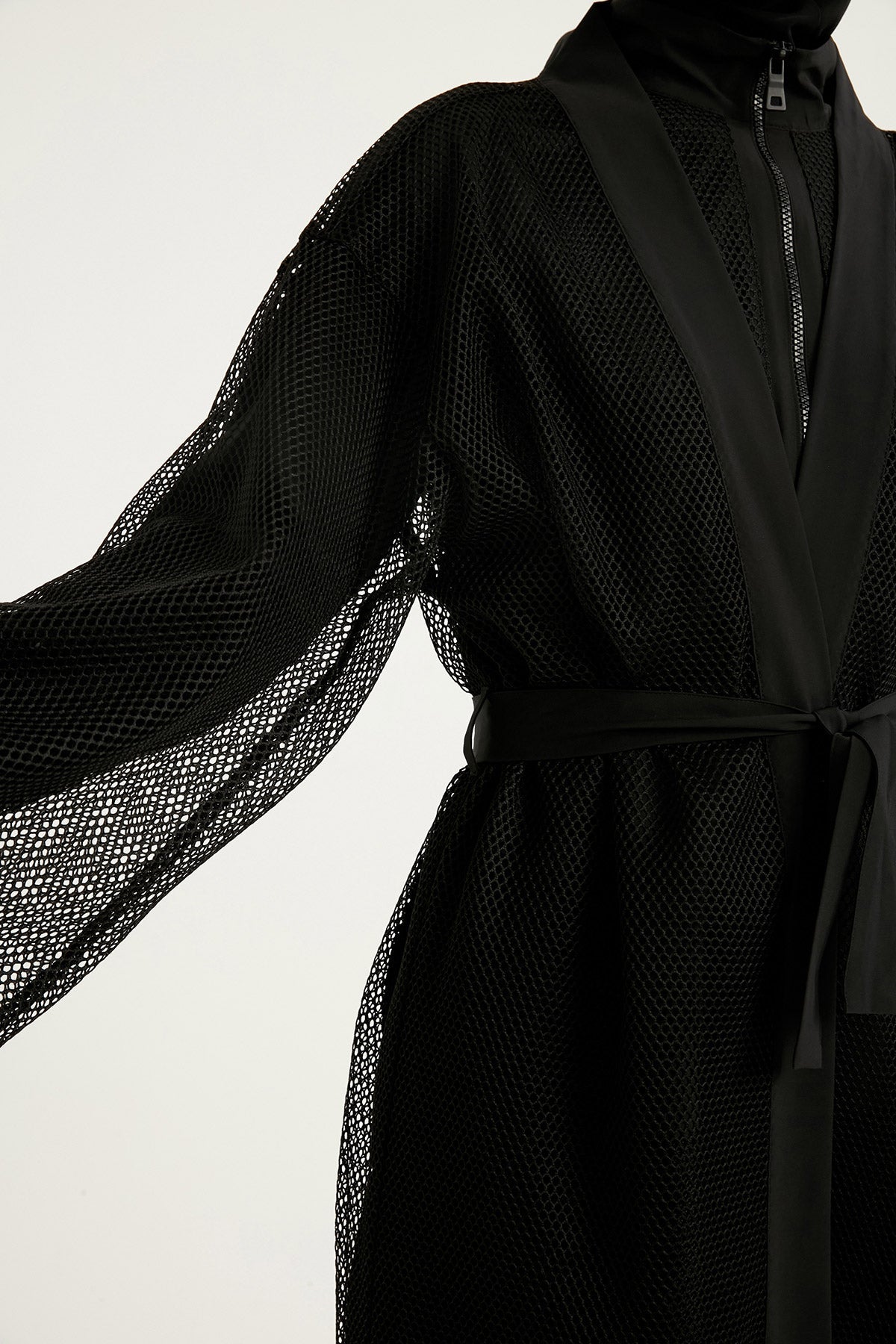 Black Full Coverage Mesh Kimono – Lightweight Islamic Beach Cover-Up P2501-1