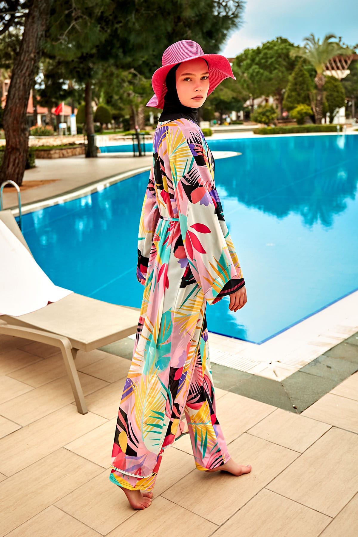 Colourful Pareo Kimono P2410
