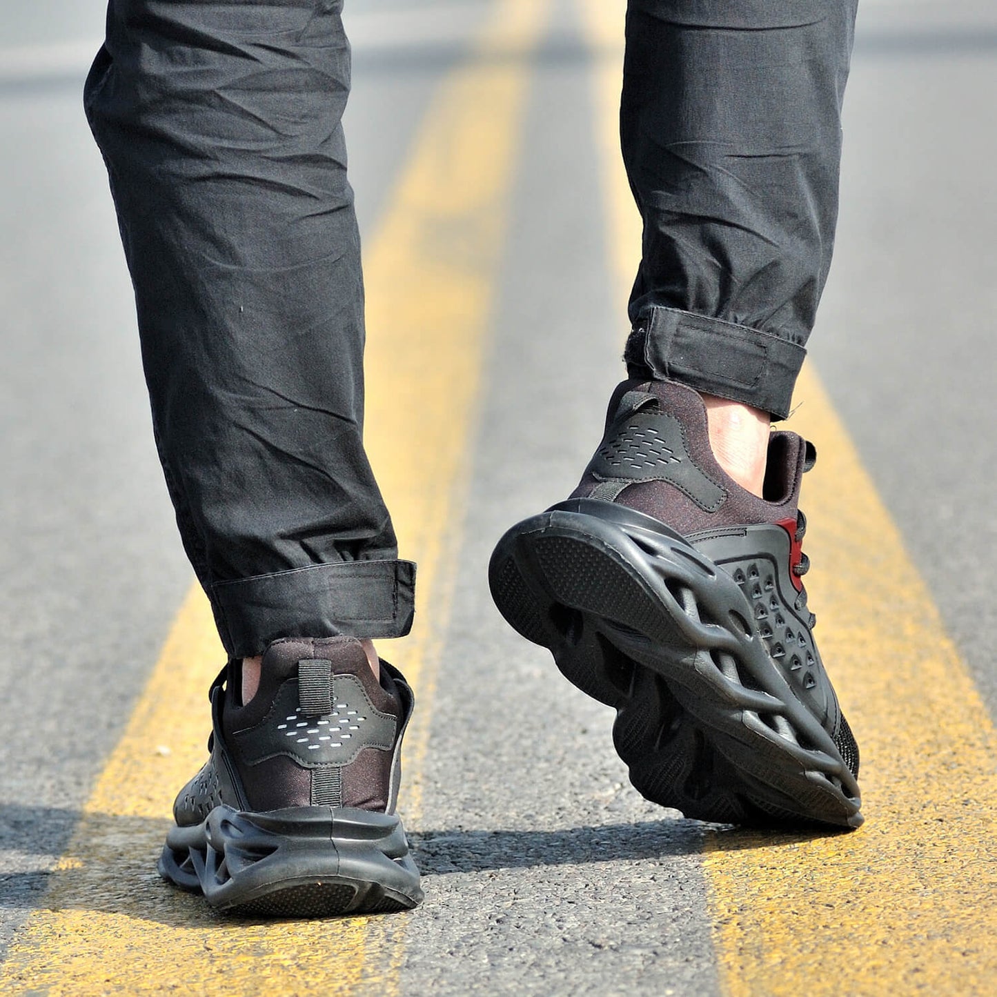 Maven Athletic Steel Toe Work Sneakers
