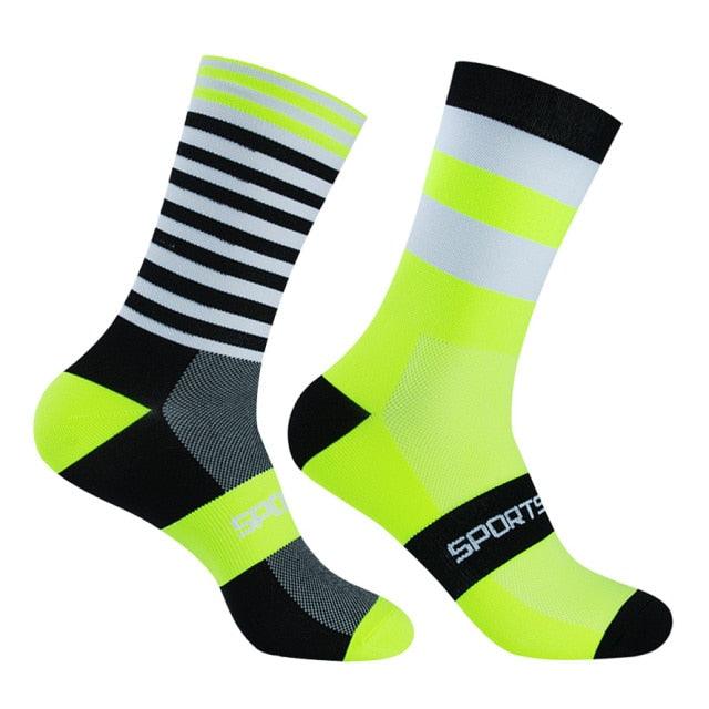 Modern Unisex Cycling Socks For Men And Women Outdoor Sports Socks Bike Footwear for Road Bike Running Basketball Sports Socks For Cycling