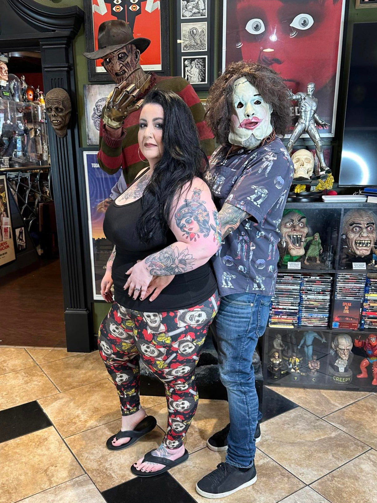 Bloody Leatherface (Semi-Exclusive) - High-quality Handcrafted Vibrant Leggings