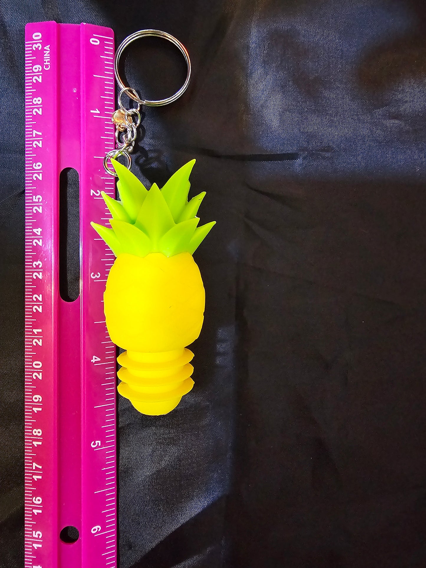 Pineapple wine stopper