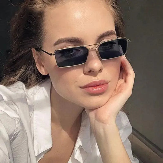 Vintage Square Women Sunglasses Luxury Design Metal UV400 Sun Glasses Modern Charming Everyday Eyewear