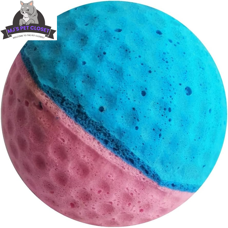 Playtime just got a whole lot cuter with our Mini Cat Foam Soccer Balls! 🐾🎉 Perfect for your furry friend! 🐱💚💙