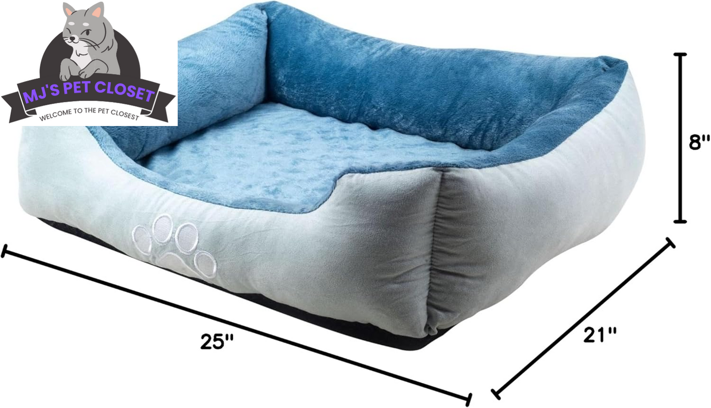 Upgrade your furry friend's comfort with our Medium Orthopedic Rectangle Bolster Pet Bed in Blue! 🐾💙 Perfect for restful naps and support!