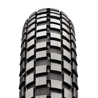 Maxxis Holy Roller tire