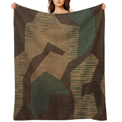 Splintertarn German Ww2 Camouflage (Version 2) Throw Blanket