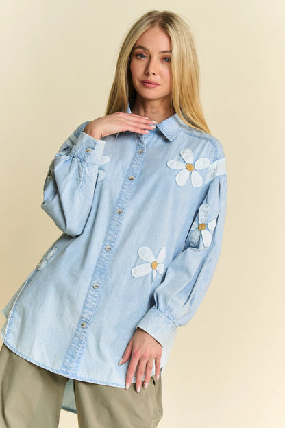 Davi & Dani Lightweight Washed Daisy Patch Waffle Knit Shirt