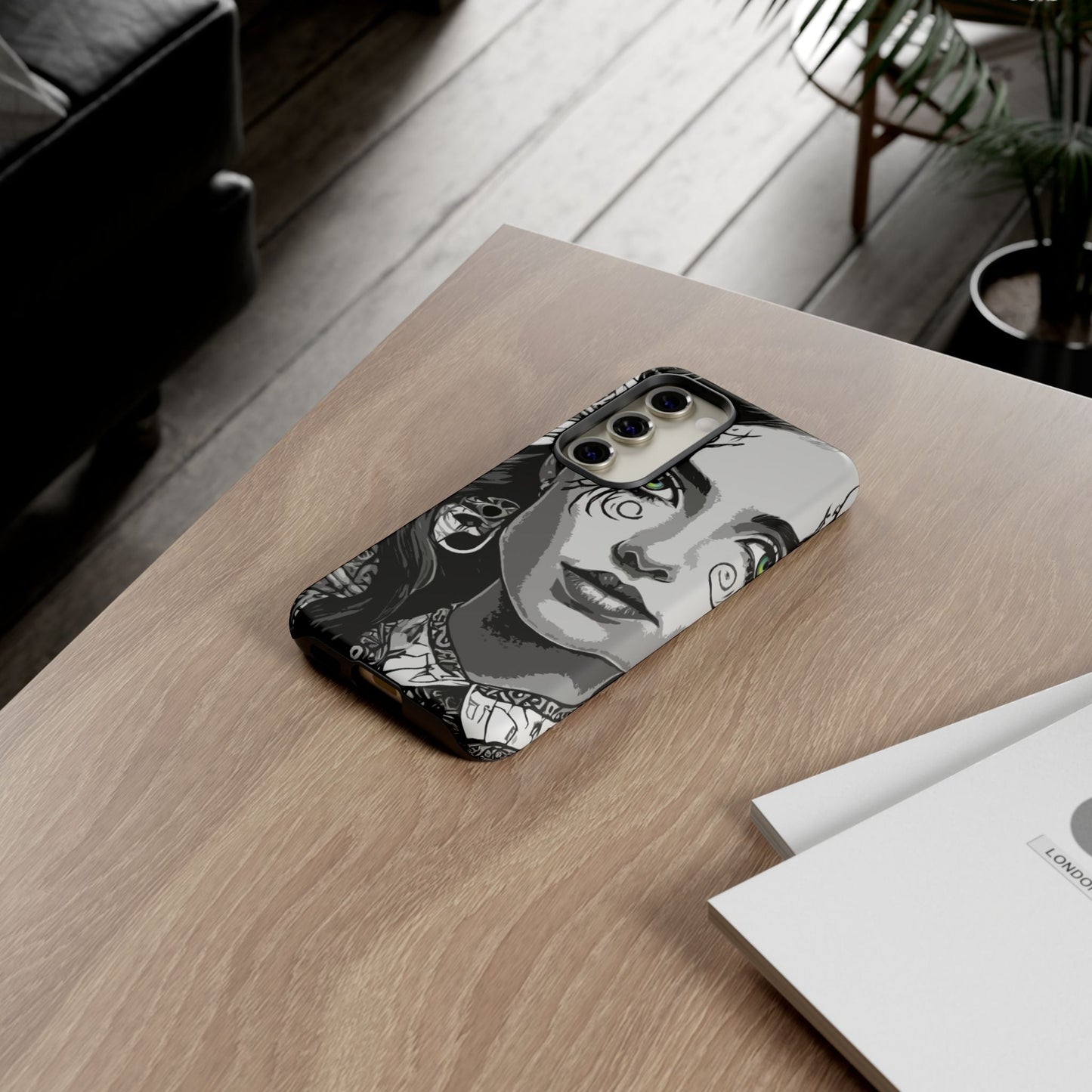 Green Eyed Devilish Beauty Tough Phone Case