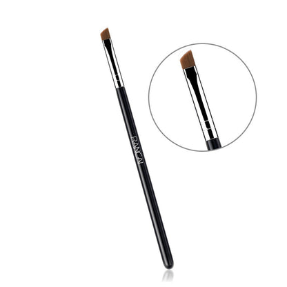 Precision Angled Detail & Feeding Brush