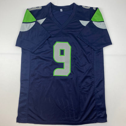 Autographed/Signed Kenneth Walker Seattle Blue Football Jersey Beckett BAS COA
