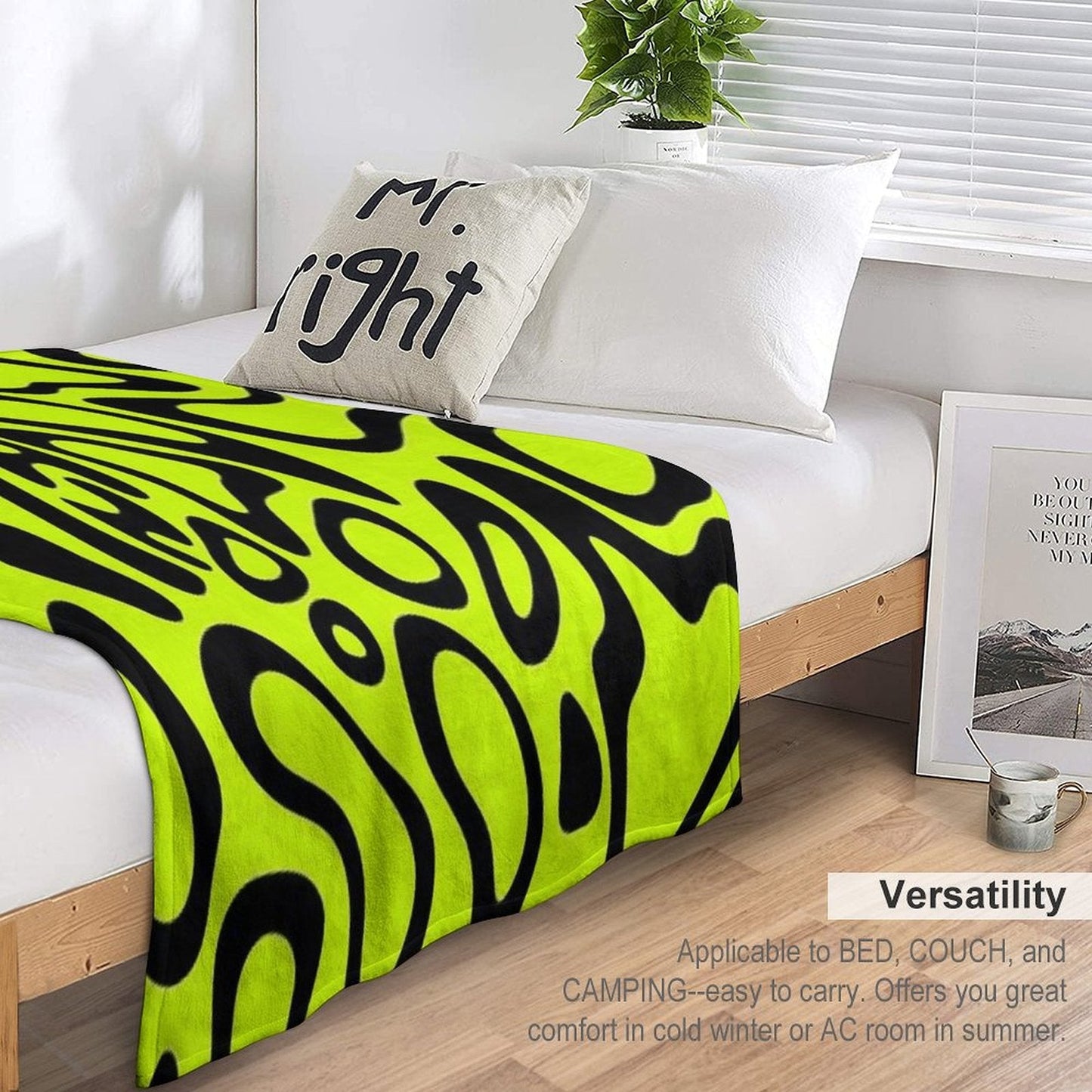 Lando Norris 2024 Helmet Pattern Black Throw Blanket