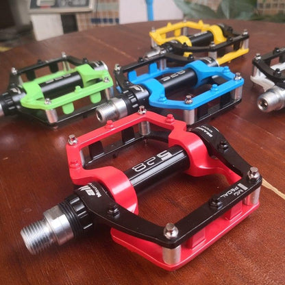 New Bicycle Pedals magnesium Aluminum alloy Pedal MTB Road Bike Pedals 5 colors optional  Pedals Mountain Bike Pedals Lightweight Alloy Fiber Bicycle Platform Pedals