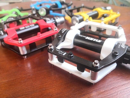 New Bicycle Pedals magnesium Aluminum alloy Pedal MTB Road Bike Pedals 5 colors optional  Pedals Mountain Bike Pedals Lightweight Alloy Fiber Bicycle Platform Pedals