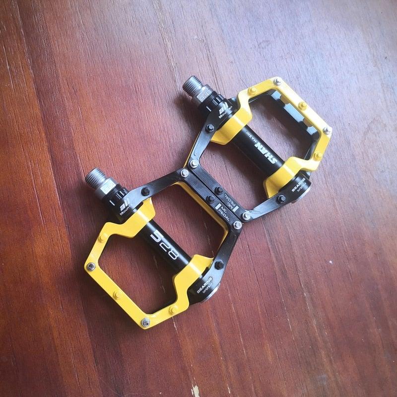 New Bicycle Pedals magnesium Aluminum alloy Pedal MTB Road Bike Pedals 5 colors optional  Pedals Mountain Bike Pedals Lightweight Alloy Fiber Bicycle Platform Pedals