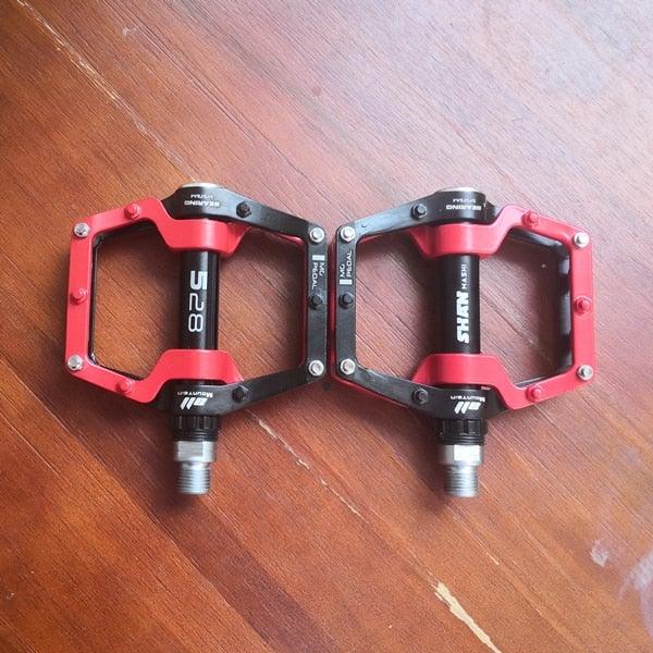 New Bicycle Pedals magnesium Aluminum alloy Pedal MTB Road Bike Pedals 5 colors optional  Pedals Mountain Bike Pedals Lightweight Alloy Fiber Bicycle Platform Pedals