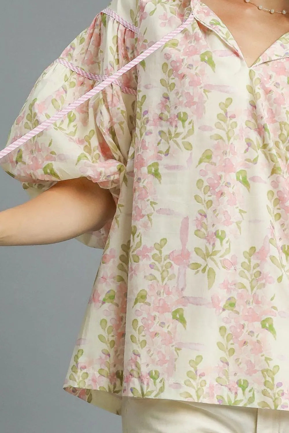 Umgee Floral Print Puff Sleeve Tie Neck Blouse