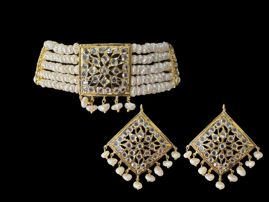 C0 Ariha Pearl choker  in fresh water pearls ( READY TO SHIP )