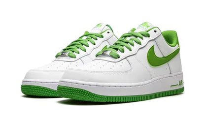 Nike Men's Air Force 1 '07 An20 Basketball Shoe, White/Chlorophyll, 11