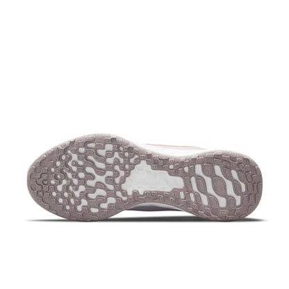 NIKE Women's Race Running Shoe, Lt Violet Champagne White, 7.5
