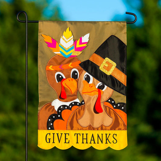 Pilgrim Couple Garden Applique Flag