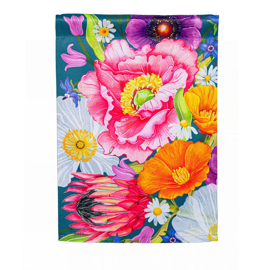 Bold Flowers Suede House Flag