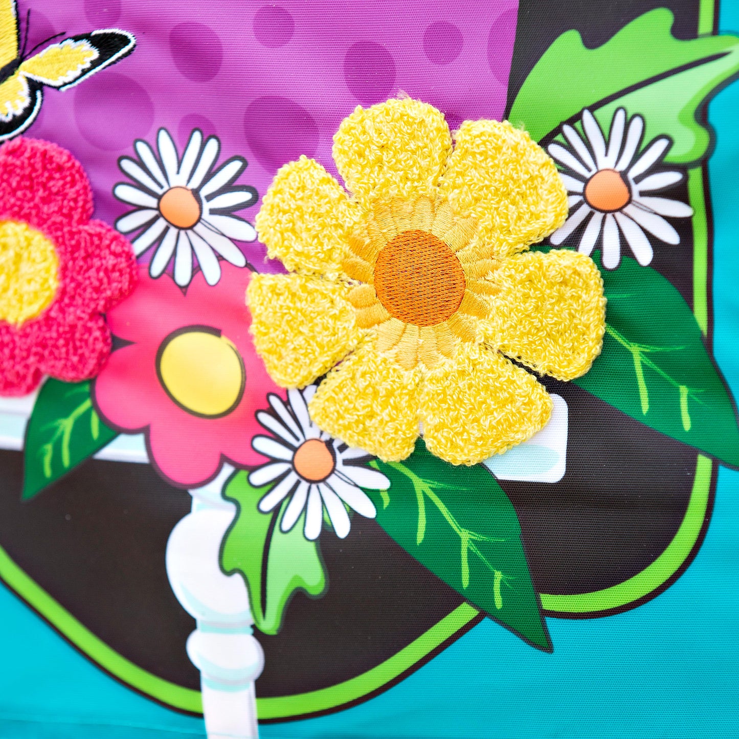 Daisy Birdhouse Garden Applique Flag