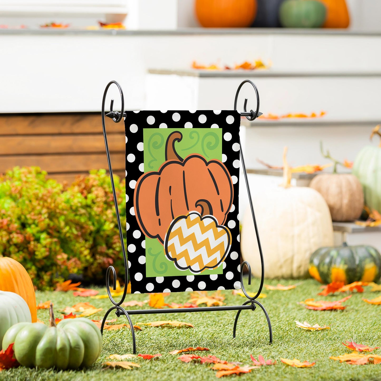 Sassy Pumpkins Burlap Garden Flag