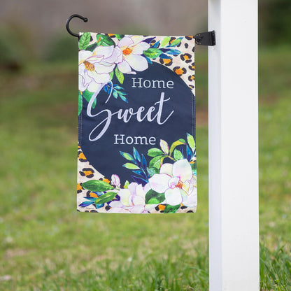 Magnolia Bloom Garden Linen Flag
