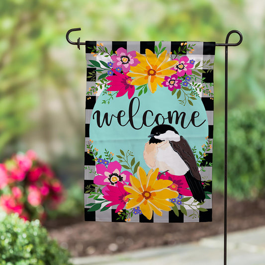 Farmhouse Chickadee with Check Garden Linen Flag