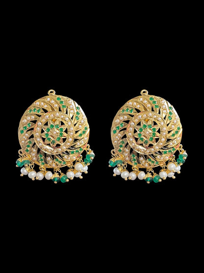 Earring Tika in fresh water pearls and emerald beads ( SHIPS IN 2 WEEKS )