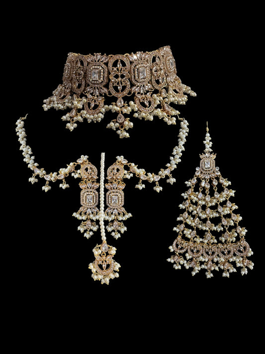 BR495 Shiza bridal set in pearls ( SHIPS IN 4 WEEKS )