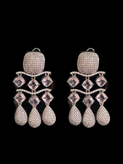 DER567 - Cz earrings ( READY TO SHIP )