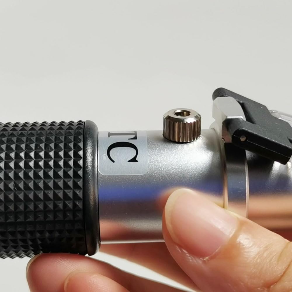 4-in-1 DEF Antifreeze Coolant Refractometer for Automobile Antifreeze System, Diesel Exhaust Fluid, Battery Acid and Windshield Washer Fluid