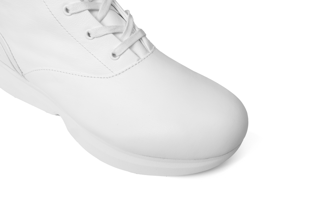 All White All-Day WOA Boot