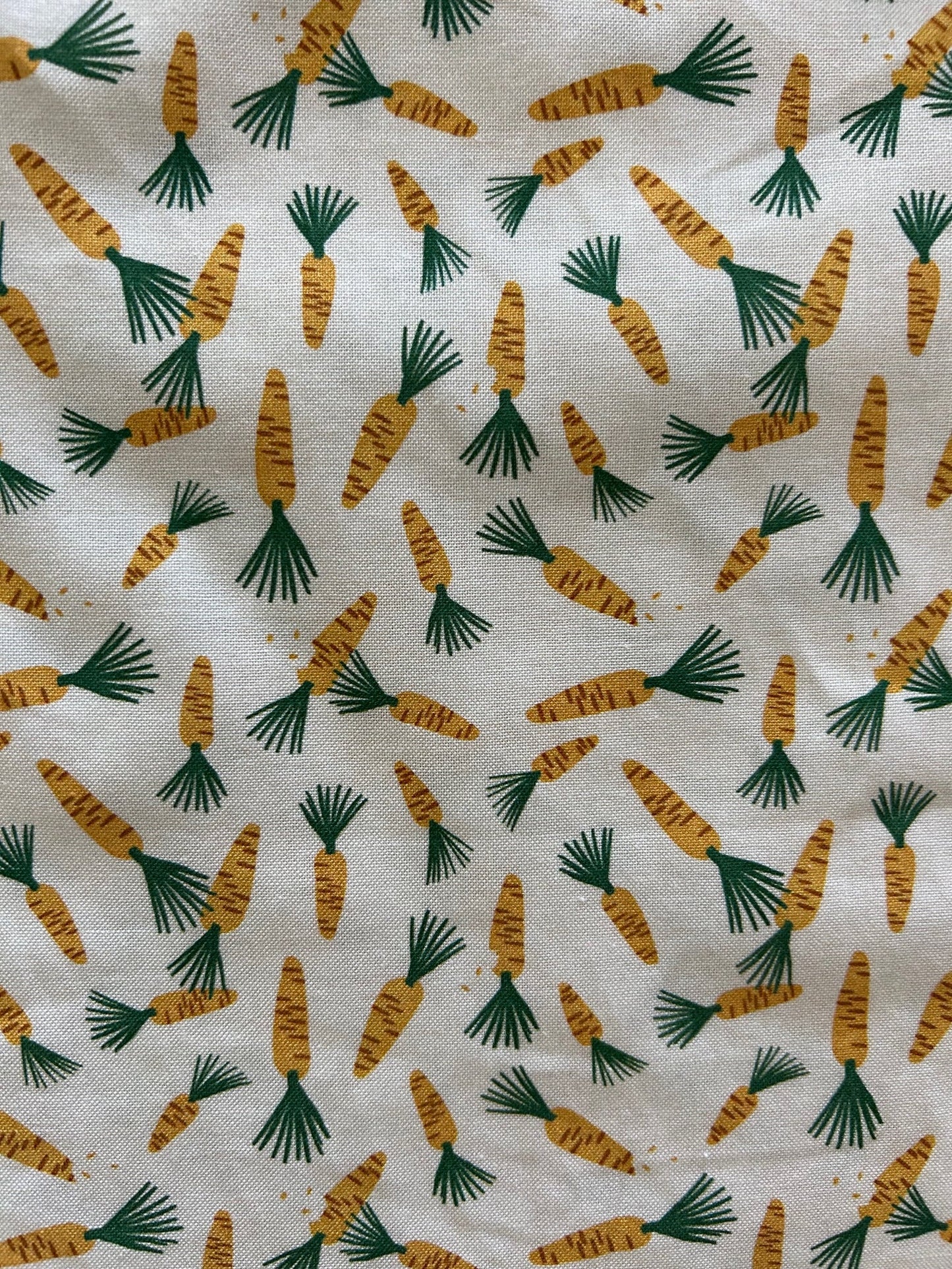 Carrots Bow Top