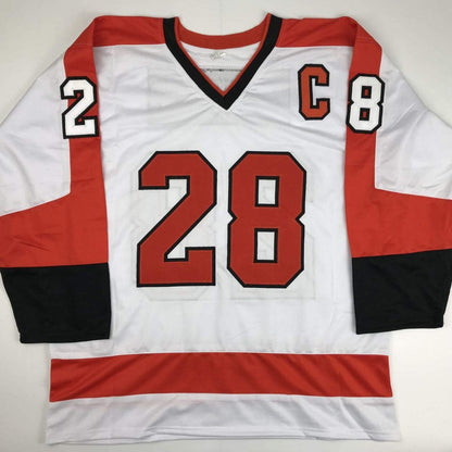 Autographed/Signed Claude Giroux Philadelphia White Hockey Jersey JSA COA