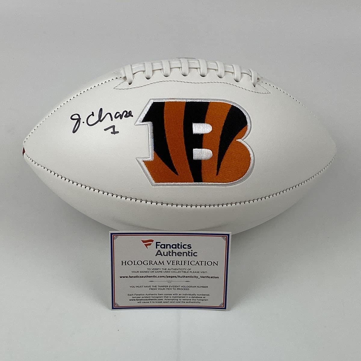 Autographed/Signed Ja'Marr Chase Cincinnati Bengals Full Size F/S White Panel Logo Football Fanatics COA