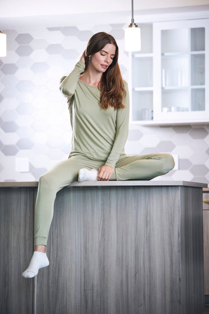 Women's Bamboo Lounge Set - Long Sleeve T-Shirt and Jogger Pants