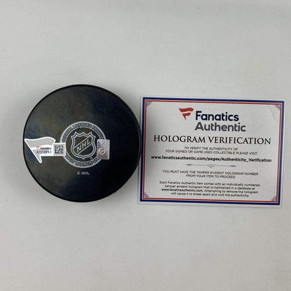 Autographed/Signed Claude Giroux Philadelphia Flyers Logo Hockey Puck Fanatics COA