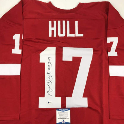 Autographed/Signed Brett Hull HOF 2009 Detroit Red Hockey Jersey Beckett BAS COA