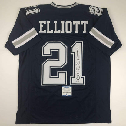 Autographed/Signed Ezekiel Elliott Dallas Dark Blue Football Jersey Beckett BAS COA