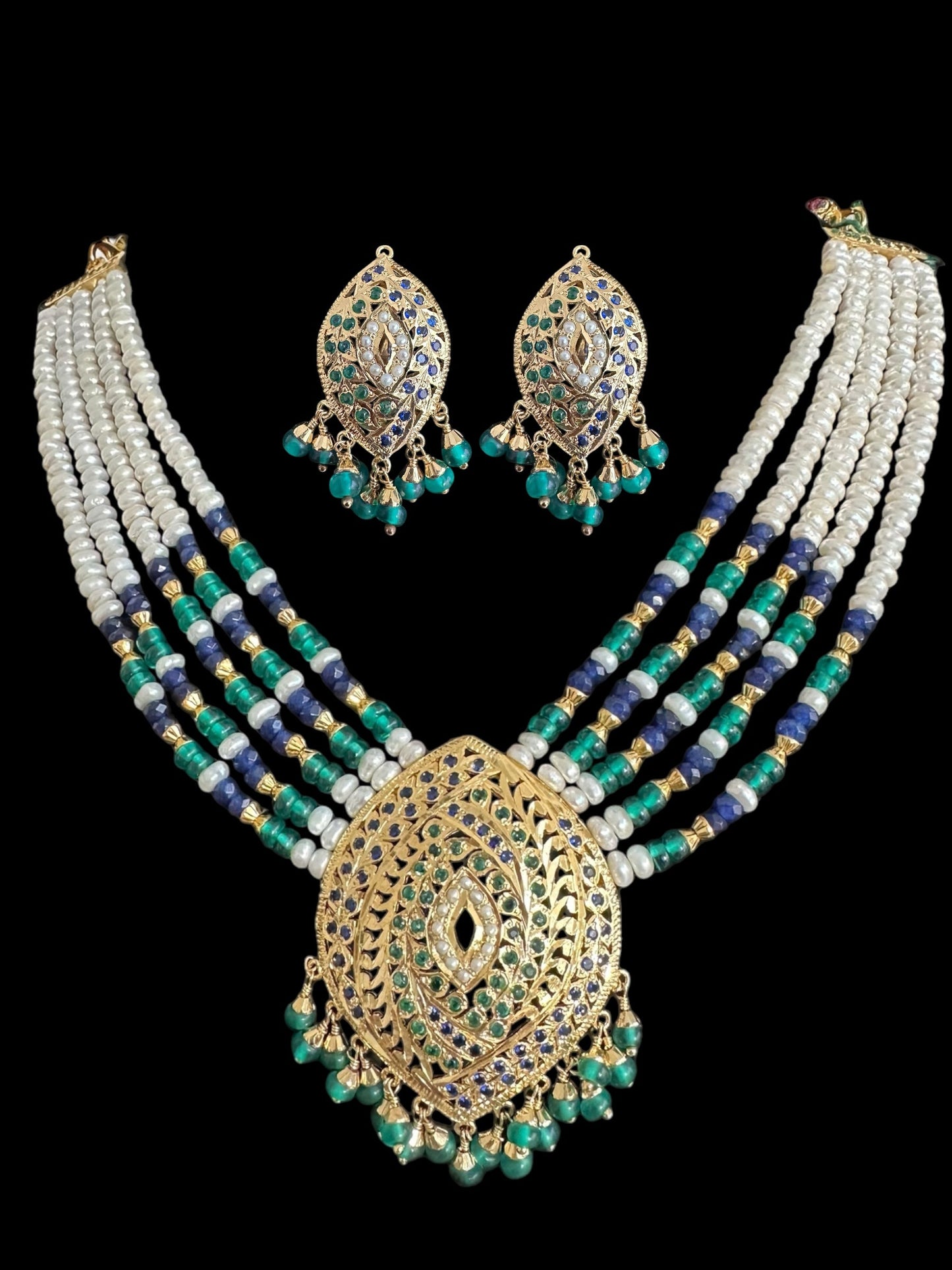 Emerlad sapphire pearl jadau silver necklace set with gold plating ( READY TO SHIP )
